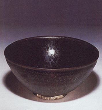建窯黑釉碗