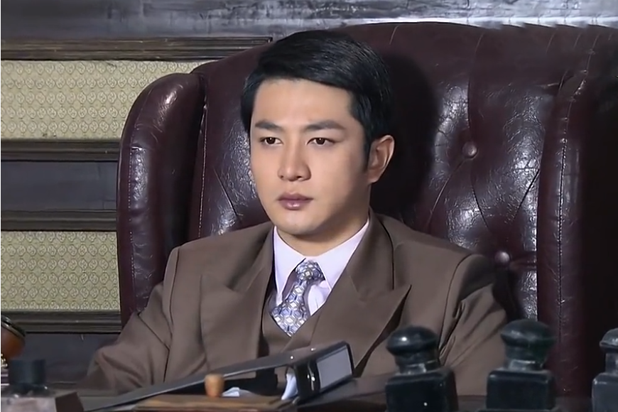 葉偉文(電視劇《天涯赤子心》中的反派角色,由張明明飾演) 葉偉文(電視劇《天涯赤子心》中的反派角色,由張明明飾演)