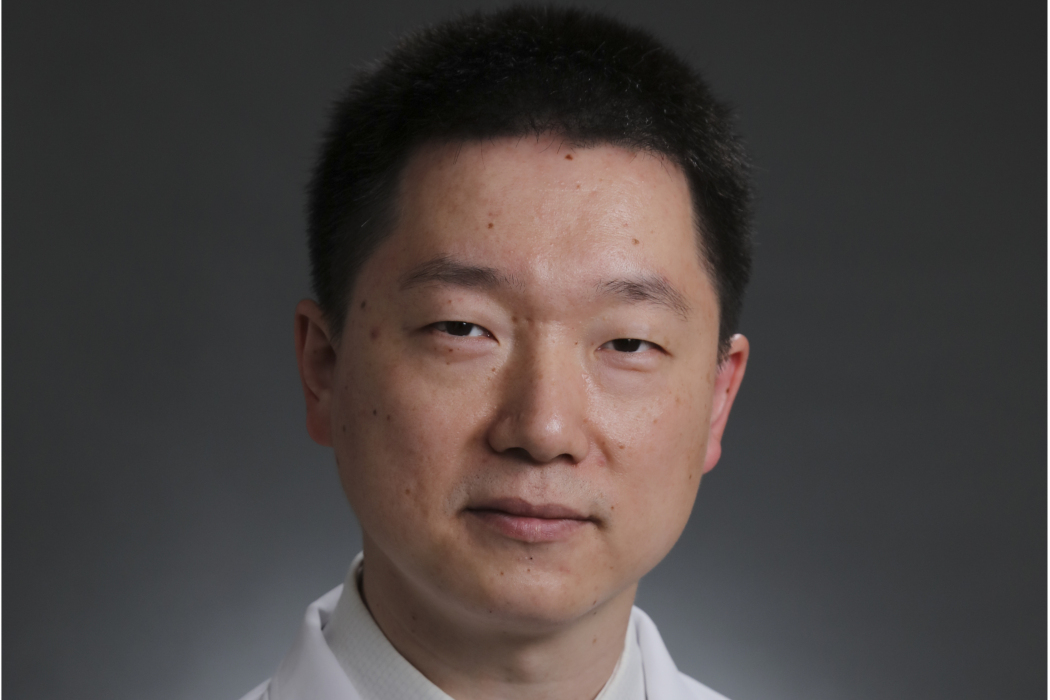 張曉鵬(北京大學人民醫院泌尿外科主任醫師) 張曉鵬(北京大學人民醫院泌尿外科主任醫師)