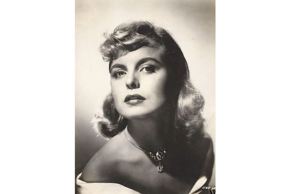 梅格·蘭德爾(Meg Randall) 梅格·蘭德爾(Meg Randall)