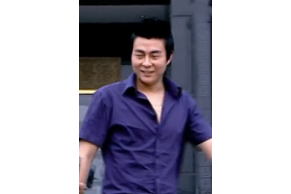 金龍(犯罪劇《對峙》中的角色) 金龍(犯罪劇《對峙》中的角色)