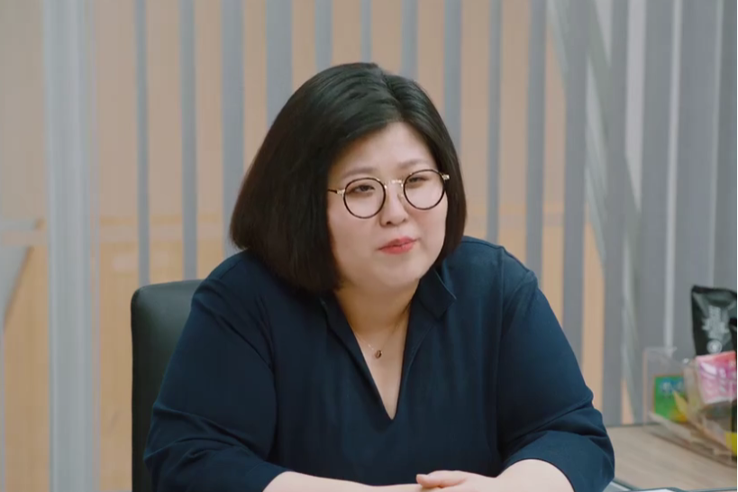 May(情景喜劇《破事精英2》中的角色) May(情景喜劇《破事精英2》中的角色)