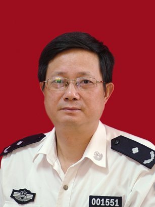 王彩元 王彩元