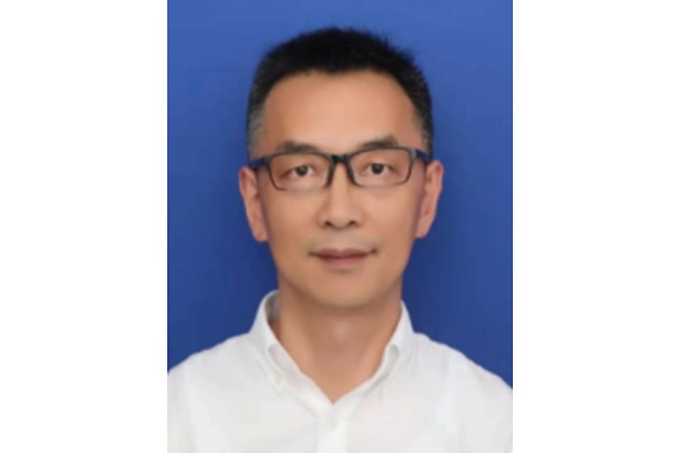 周彤(上海善準生物科技有限公司董事長、創始人、新開源獨立董事) 周彤(上海善準生物科技有限公司董事長、創始人、新開源獨立董事)
