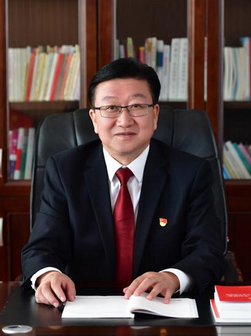 李軍義(內蒙古商貿職業學院副院長) 李軍義(內蒙古商貿職業學院副院長)