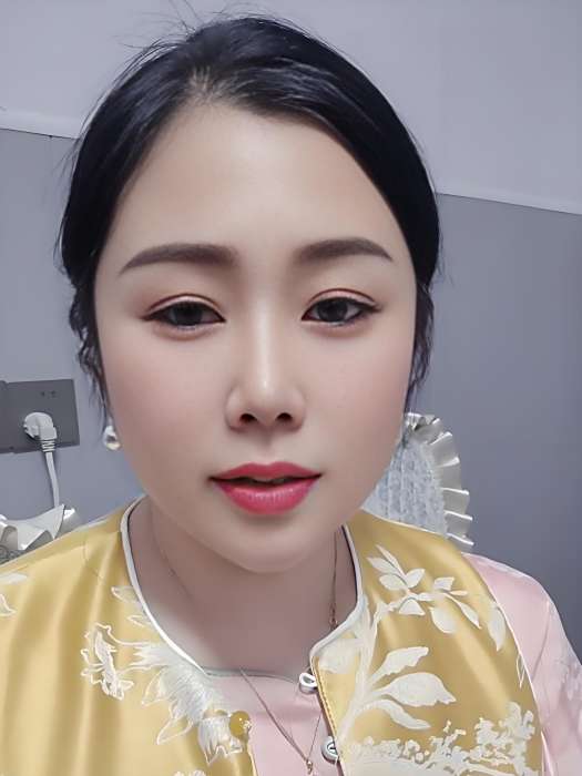 霸氣花姐. 霸氣花姐.