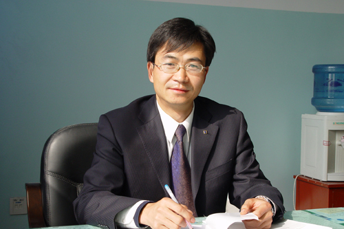 丁建強(海門市教育局教研室副主任) 丁建強(海門市教育局教研室副主任)