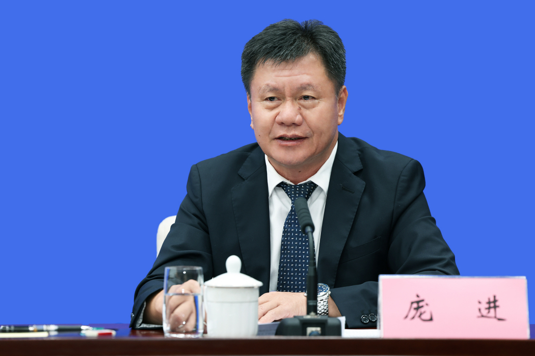 龐進(廣西壯族自治區大數據發展局二級巡視員) 龐進(廣西壯族自治區大數據發展局二級巡視員)