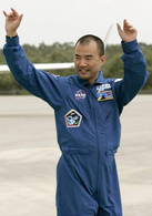 宇宙兄弟(日本2012年小栗旬、岡田將生主演電影) 宇宙兄弟(日本2012年小栗旬、岡田將生主演電影)