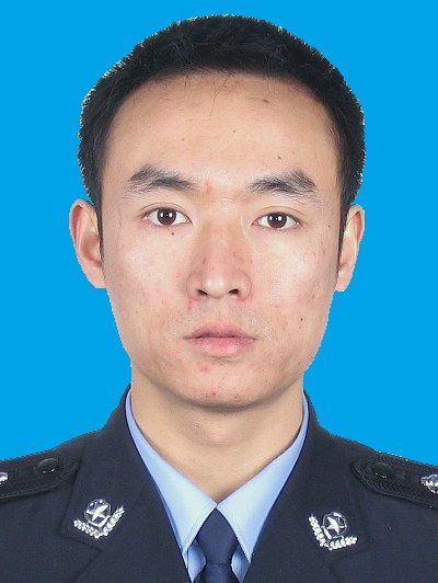 謝波(四川省成都市公安局雙流區分局副分局長) 謝波(四川省成都市公安局雙流區分局副分局長)