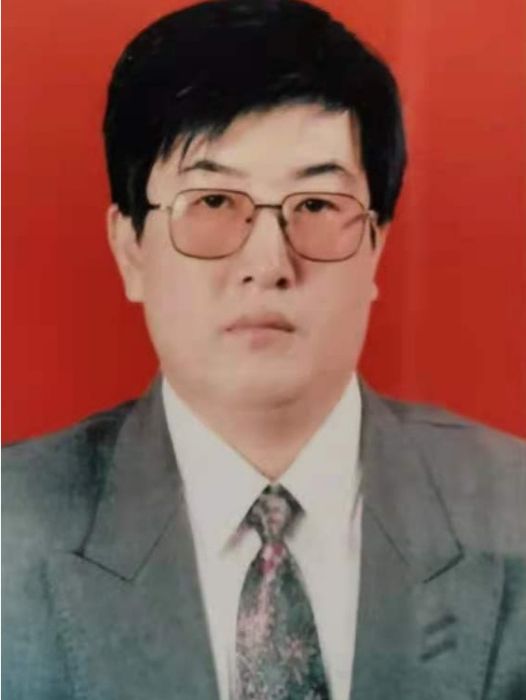 何康林(寶雞市供銷合作社三級調研員) 何康林(寶雞市供銷合作社三級調研員)