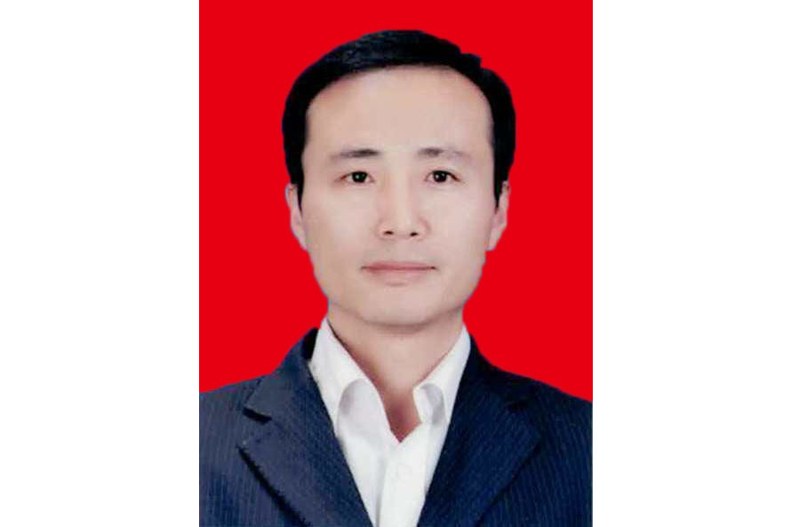 李金波(吉林省藥品監督管理局黨組成員、副局長) 李金波(吉林省藥品監督管理局黨組成員、副局長)