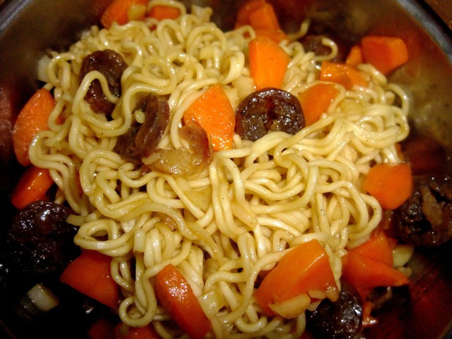 電飯鍋炒麵 電飯鍋炒麵