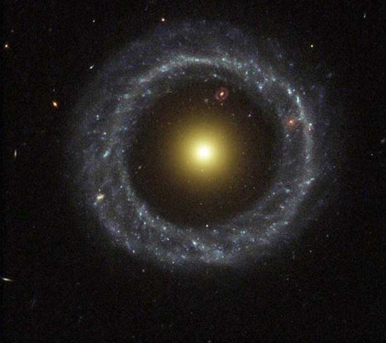 隱藏星系 隱藏星系