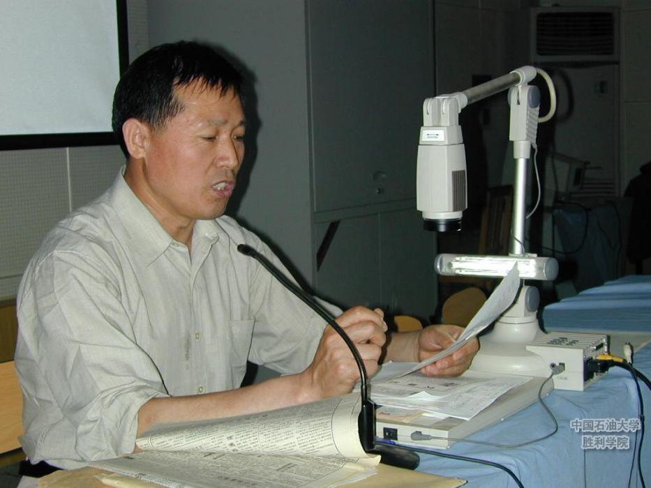 李元卿 李元卿