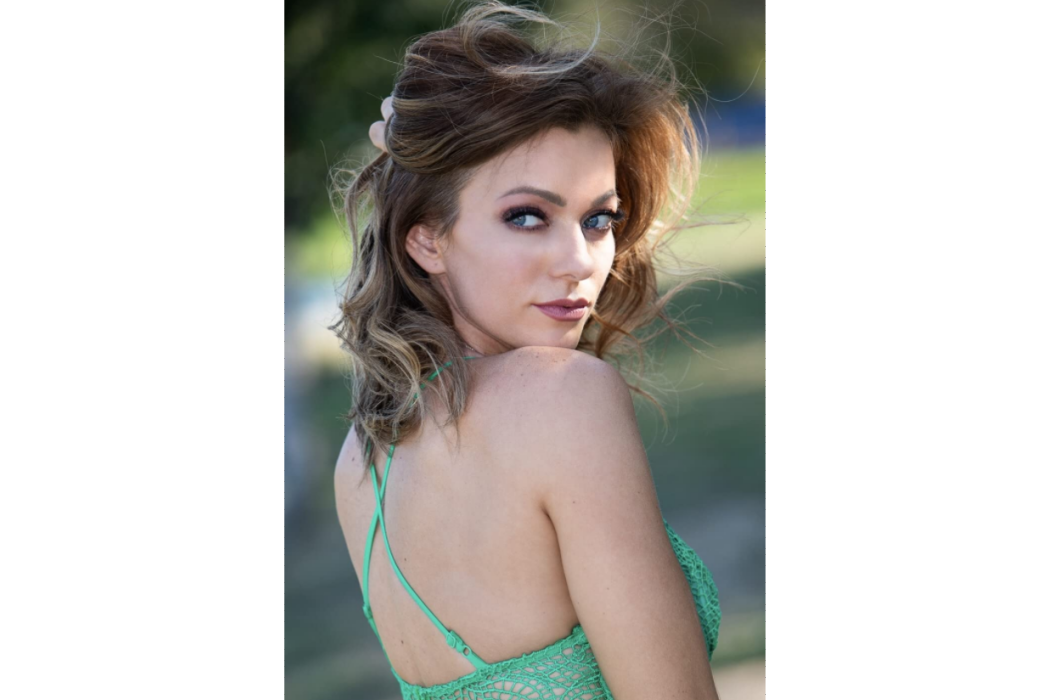 Ashley Mary Nunes Ashley Mary Nunes