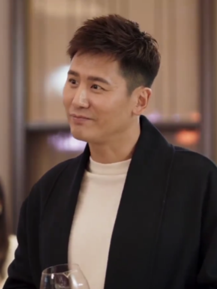 安倫(都市情感劇《春日暖陽》中的角色) 安倫(都市情感劇《春日暖陽》中的角色)