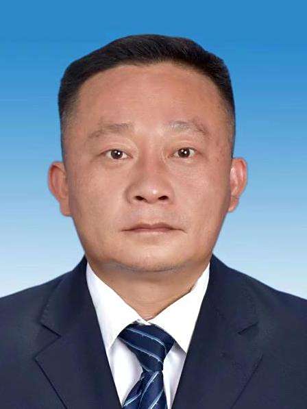 張明(雲南省德宏傣族景頗族自治州瑞麗農場社區管委黨委副書記)