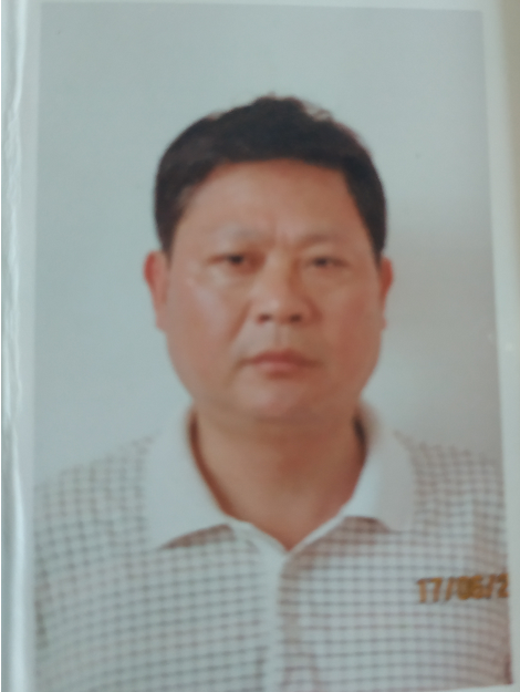 黃小華(江西省樟樹市文廣新旅局副局長、黨組成員) 黃小華(江西省樟樹市文廣新旅局副局長、黨組成員)
