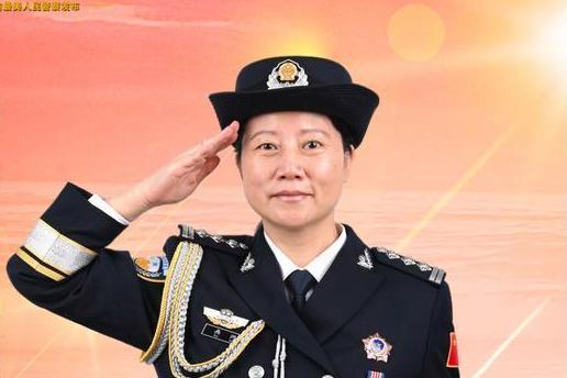 吳瑋(海南省公安廳森林公安局鸚哥嶺保護區分局局長、四級高級警長) 吳瑋(海南省公安廳森林公安局鸚哥嶺保護區分局局長、四級高級警長)