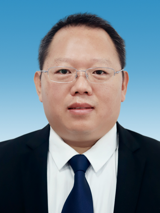 賈炳浩(山東省平度市自然資源局黨組成員、副局長) 賈炳浩(山東省平度市自然資源局黨組成員、副局長)