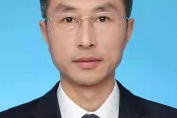 李海雄(雲南省昭通市彝良縣人民政府副縣長) 李海雄(雲南省昭通市彝良縣人民政府副縣長)
