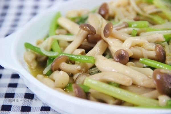 菌菇炒素 菌菇炒素