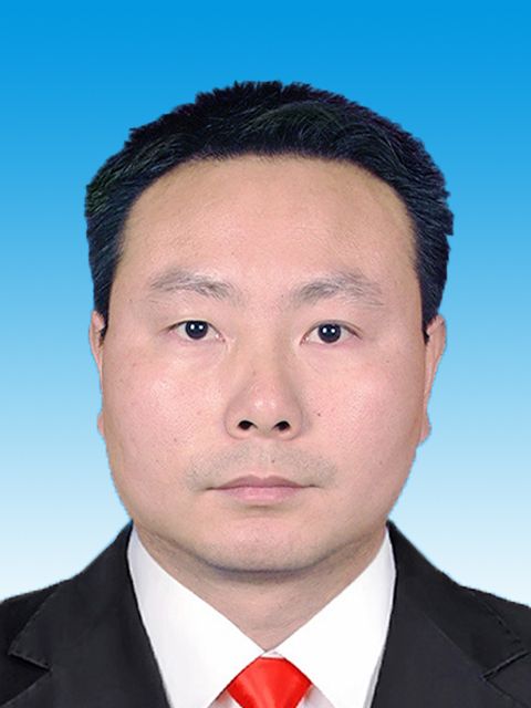 趙鵬(新疆維吾爾自治區阿克蘇地區拜城縣委常委、常務副縣長) 趙鵬(新疆維吾爾自治區阿克蘇地區拜城縣委常委、常務副縣長)