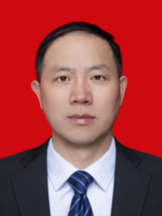 張曉東(湖南省邵東市農業農村局總農藝師) 張曉東(湖南省邵東市農業農村局總農藝師)