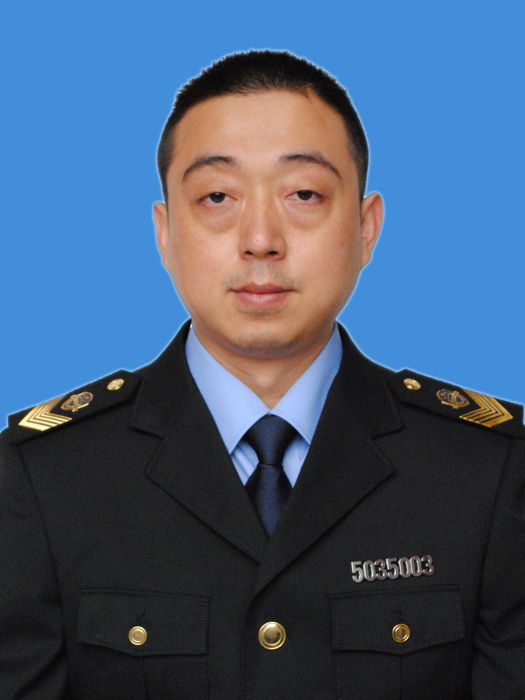 徐毅(重慶市石柱縣市場監督管理局黨組成員、副局長) 徐毅(重慶市石柱縣市場監督管理局黨組成員、副局長)