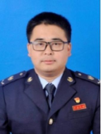 李國棟(安徽省池州市青陽縣稅務局副局長) 李國棟(安徽省池州市青陽縣稅務局副局長)