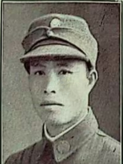 李春鵬(原國民革命軍第四軍第五十九師副團長、團長) 李春鵬(原國民革命軍第四軍第五十九師副團長、團長)