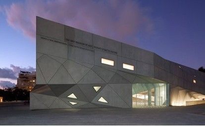 以色列特拉維夫藝術博物館新館完工展示