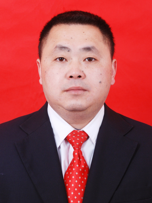 王東升(重慶市大足區回龍鎮黨委委員、武裝部部長、副鎮長) 王東升(重慶市大足區回龍鎮黨委委員、武裝部部長、副鎮長)