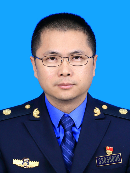 馬軍(浙江省嘉興市海鹽縣綜合行政執法局黨委委員) 馬軍(浙江省嘉興市海鹽縣綜合行政執法局黨委委員)