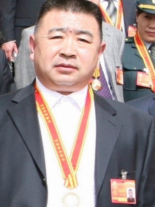 馮書軍(武清區白古屯鄉東馬房村黨支部書記) 馮書軍(武清區白古屯鄉東馬房村黨支部書記)