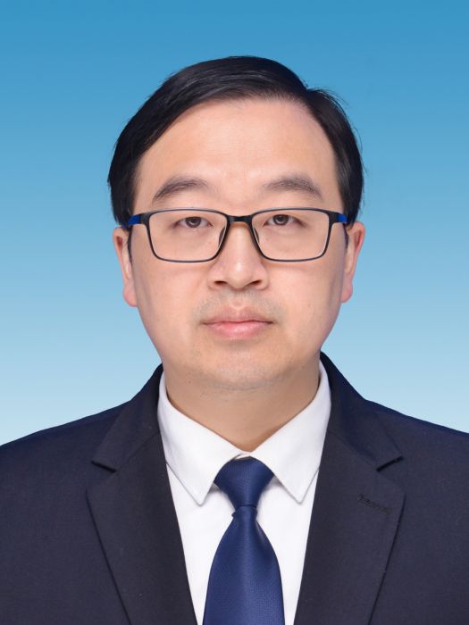 謝松(四川省成都市郫都區經濟和信息化局黨組成員、三級調研員,副局長) 謝松(四川省成都市郫都區經濟和信息化局黨組成員、三級調研員,副局長)