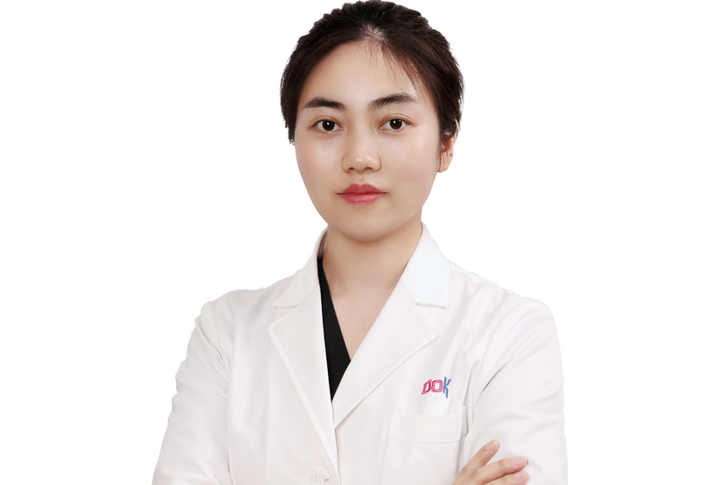 任曉慶(成都銅雀台醫學美容醫院執業醫師) 任曉慶(成都銅雀台醫學美容醫院執業醫師)