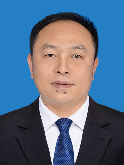 張家偉(貴州省印江自治縣民政局黨組書記、局長) 張家偉(貴州省印江自治縣民政局黨組書記、局長)