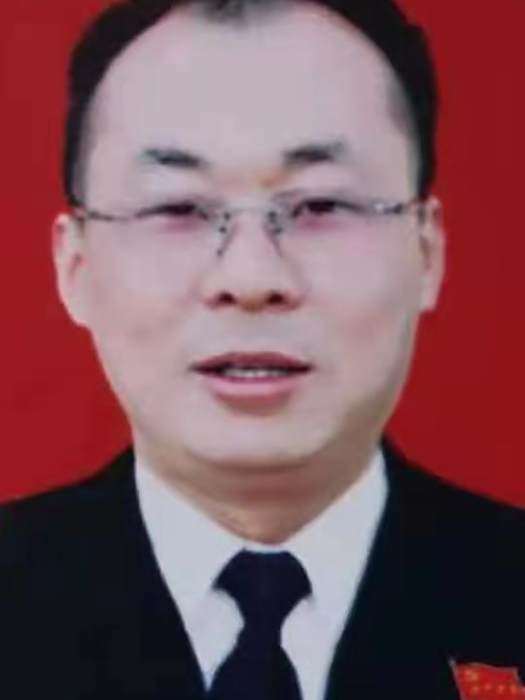 康億雄 康億雄