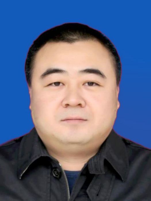 張綱(長沙市開福區司法局黨組成員、政工室主任) 張綱(長沙市開福區司法局黨組成員、政工室主任)