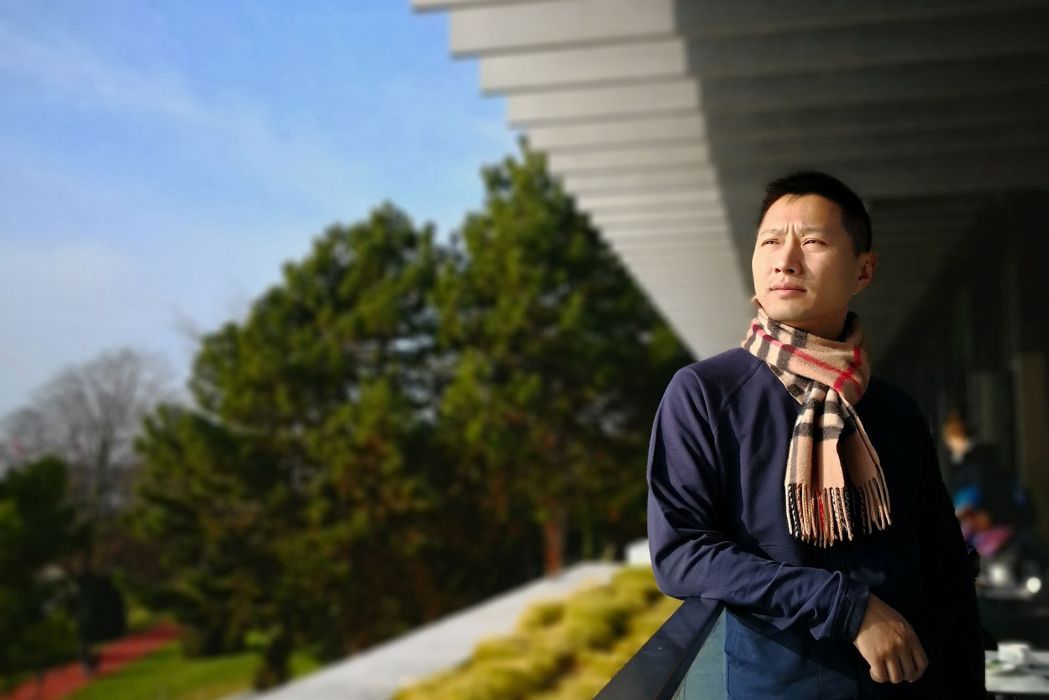 洪立(中國江蘇籍藝術家) 洪立(中國江蘇籍藝術家)