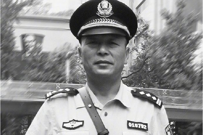 彭志剛(成都市公安局成華區分局刑警大隊原一級警長) 彭志剛(成都市公安局成華區分局刑警大隊原一級警長)