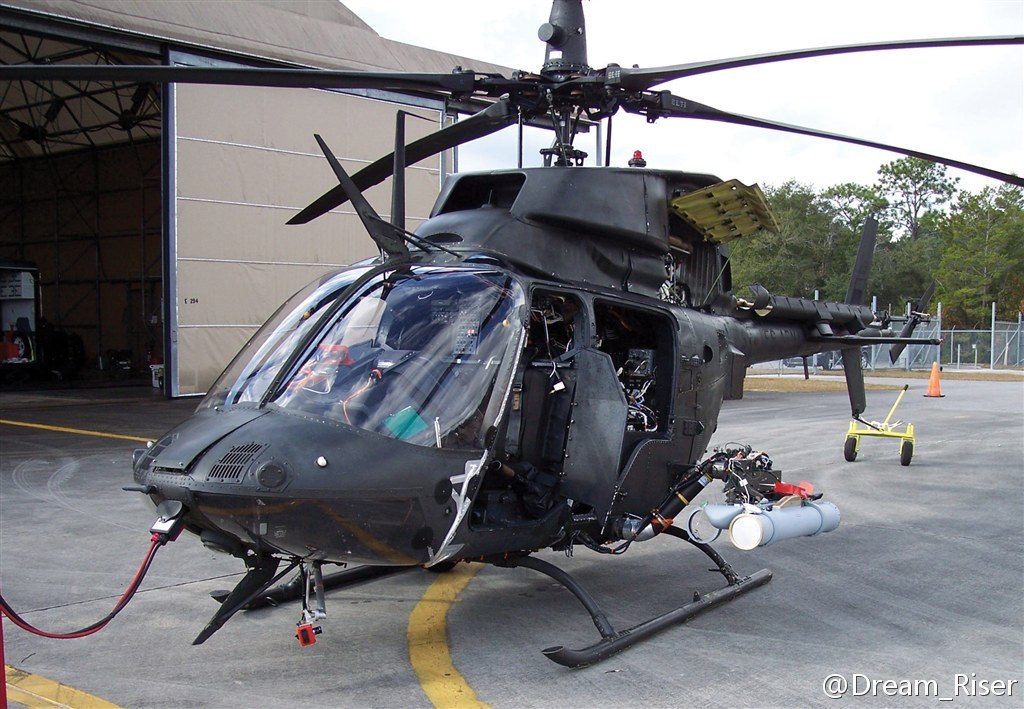 OH-58翼下的AGM-176