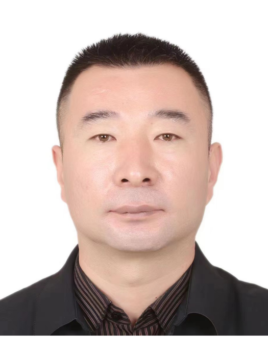 賈鋒(西藏自治區山南市桑日縣委常委、常務副縣長) 賈鋒(西藏自治區山南市桑日縣委常委、常務副縣長)