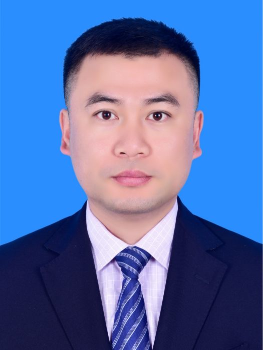 張圓(廣西壯族自治區荔浦市委常委、副市長) 張圓(廣西壯族自治區荔浦市委常委、副市長)