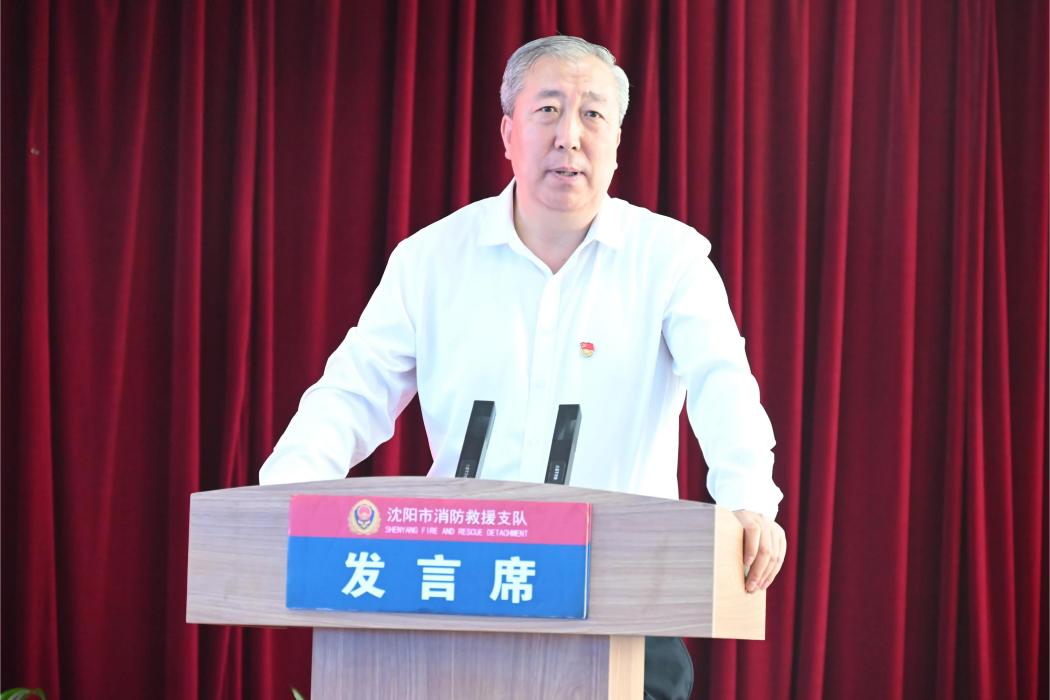 楊東文(遼寧省道德模範志願服務總團秘書長) 楊東文(遼寧省道德模範志願服務總團秘書長)