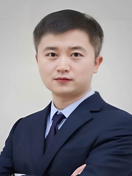 周航(醫學博士、副主任醫師) 周航(醫學博士、副主任醫師)