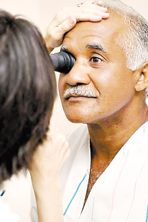 角膜老年環檢查
