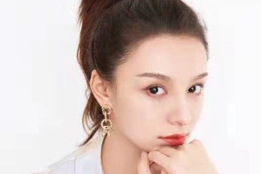 艾福魯斯 艾福魯斯